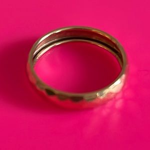 Vintage pretty gold ring